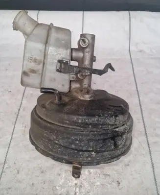 Hyundai Tucson JM Brake booster 585002e400