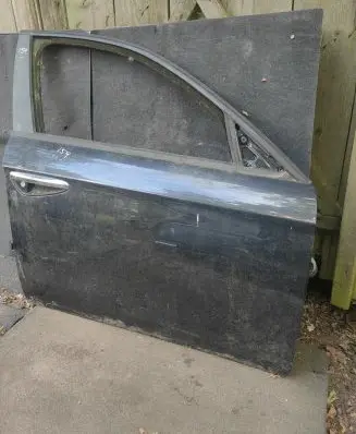 Alfa Romeo 159 Front door