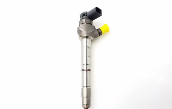 Volkswagen Golf VII Fuel injector 04L130277AC