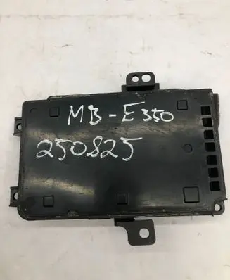 Mercedes-Benz E W213 Wireless charging module A2139006911