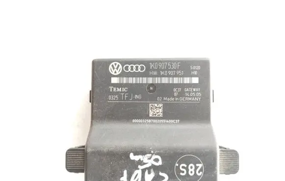 Volkswagen Touran I Gateway control module 1K0907530F 1K0907951 0325