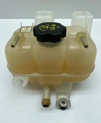 Coolant expansion tank/reservoir
