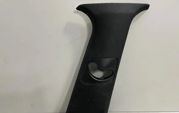 BMW X5 E70 (B) pillar trim (top) 7129752