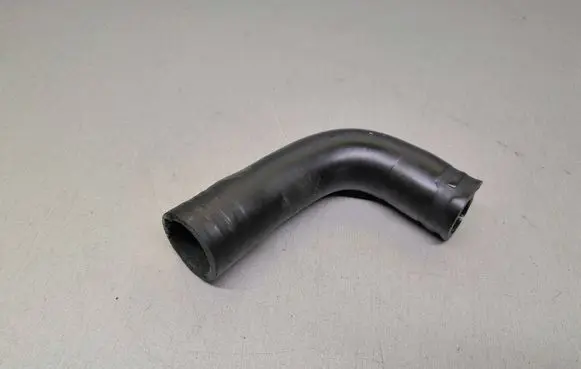 Breather/breather pipe/hose