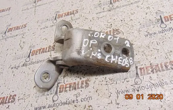 Toyota Corolla E120 E130 Front door upper hinge