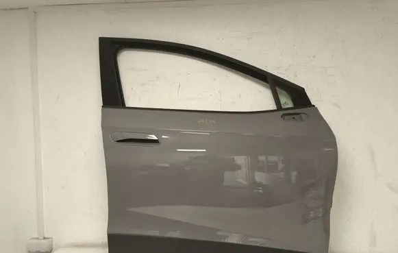 Volkswagen ID.4 Front door 