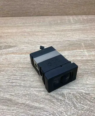 Volkswagen PASSAT B5 Seat heating switch 3B0963564A