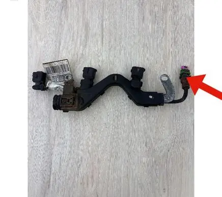 Opel Insignia A Fuel injector wires 55567592