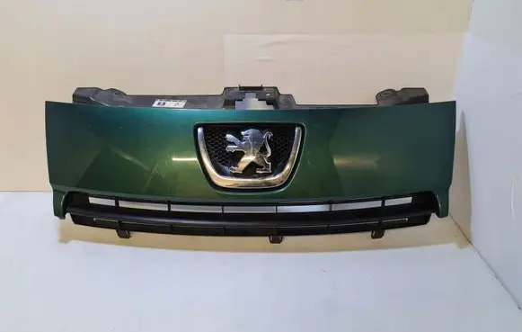 Peugeot Expert Front bumper upper radiator grill 1497644077