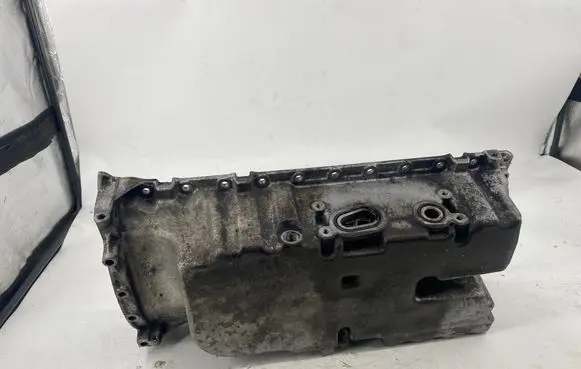 Volvo V70 Oil sump 8631507