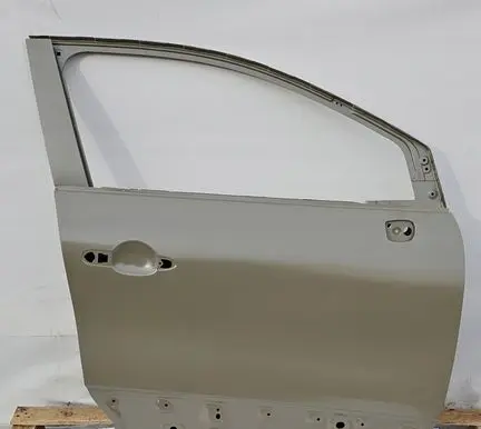 Renault Captur Front door 801001778R