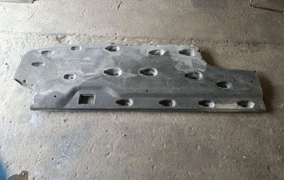 Maserati Ghibli Side bottom protection 670004365