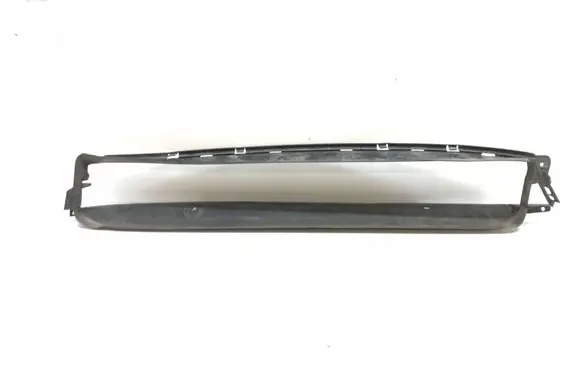 Tesla Model S Intercooler air channel guide 105784700E