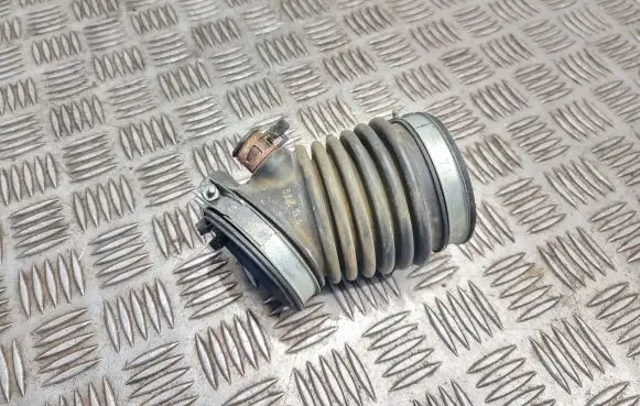Honda CR-V Air intake duct part