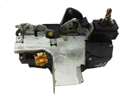 Cadillac CTS Front door lock L10373674