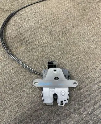 Jaguar XF X250 Tailgate/trunk/boot lock/catch/latch 6W83442A66CD