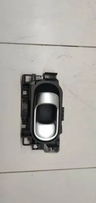 Citroen C5 Aircross Front door interior handle 9823893680