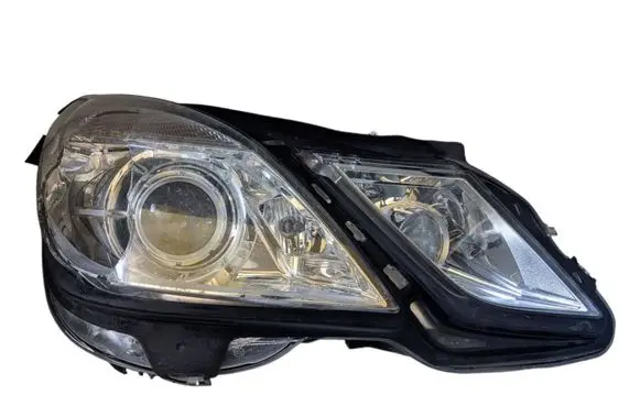 Mercedes-Benz E W212 Headlight part A2128202059 1ZT01080012