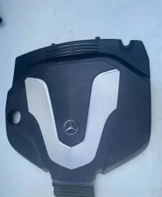 Mercedes-Benz GLS X166 Engine cover (trim) A6420107008 4013434A