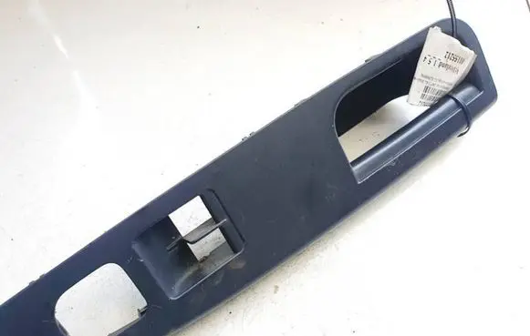 Volkswagen Golf V Front door window switch trim 1k3868050c 1k0959565h