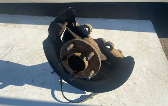 Ford Focus Rear wheel hub spindle/knuckle 11317001 BV61