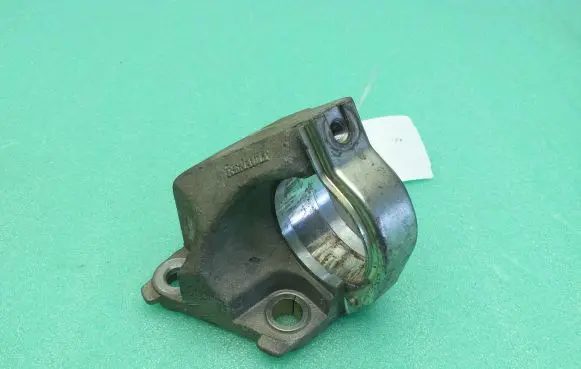 Nissan Qashqai Driveshaft support bearing bracket 397743238R