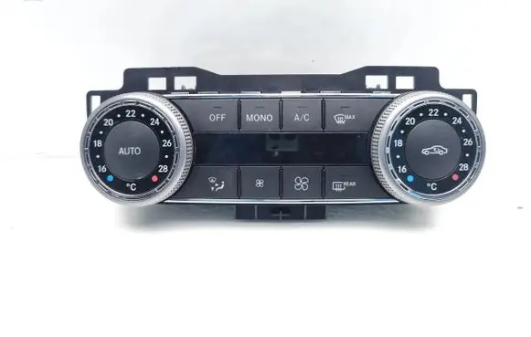 Mercedes-Benz C W204 Climate control unit 2049009104