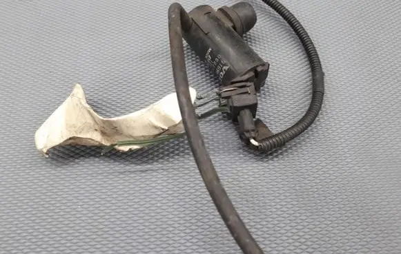 Volvo S60 Windscreen/windshield washer pump 9169611