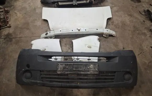 Renault Master II Front piece kit 8200189647E 8200394563