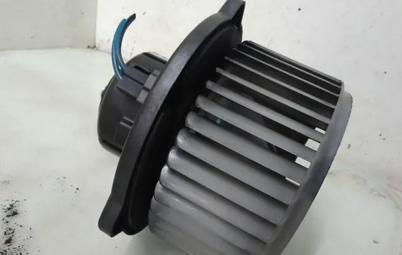 Toyota Corolla Verso E121 Heater fan/blower 0130101601