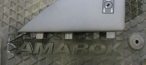 Volkswagen Amarok Dashboard side end trim 2H0858248B