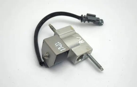 Air conditioning (A/C) expansion valve