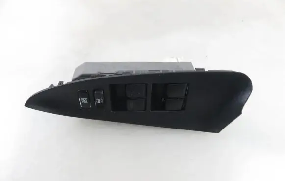 Toyota RAV 4 (XA30) Electric window control switch 7423242070
