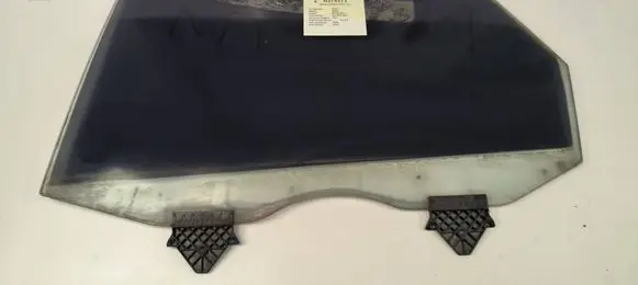 Audi A8 S8 D3 4E Rear door window glass