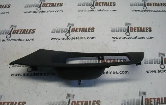 Toyota Avensis T250 Other front door trim element