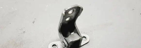 Toyota RAV 4 (XA40) Front door upper hinge A046694 6871012151