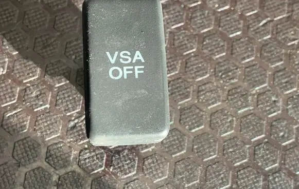 Honda FR-V ESP (stability program) switch M24985