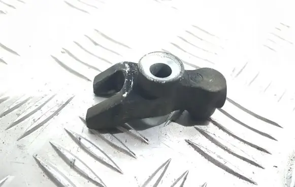 Fiat Punto (176) Fuel Injector clamp holder
