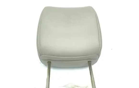 Mazda CX-7 Front seat headrest 