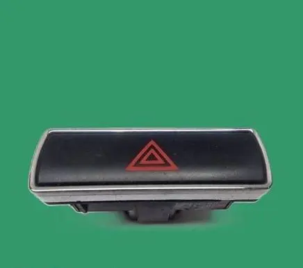 Ford Mondeo MK IV Hazard light switch 13A350AA