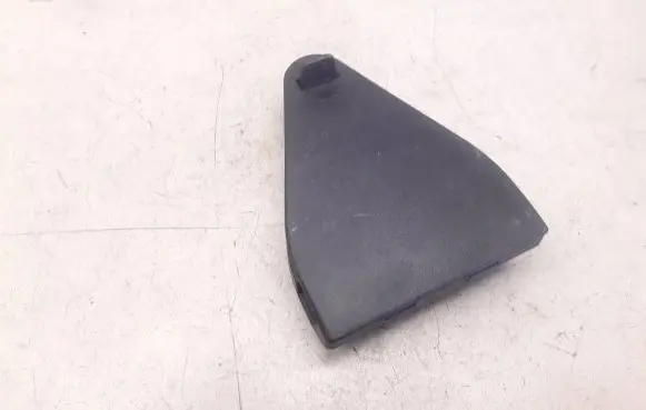 Audi A6 S6 C6 4F Hazard Warning Triangle Mounting Bracket 8E5860285A