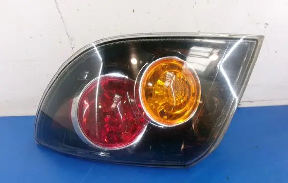 Mazda 3 I Rear/tail lights