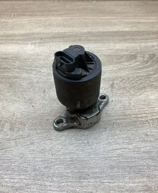 Opel Corsa B EGR valve 9405005173A