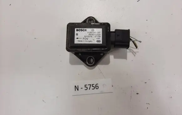 Toyota Avensis T250 ESP acceleration yaw rate sensor 0265005297