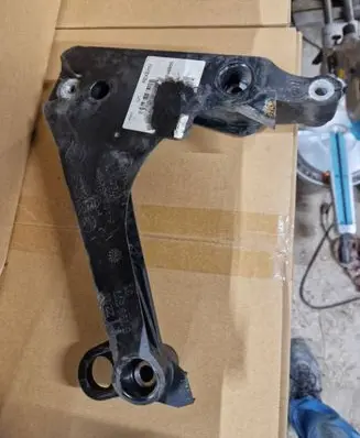 BMW i3 Engine mounting bracket 6793377