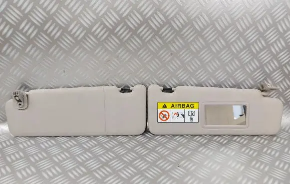 Dacia Sandero Sun visor