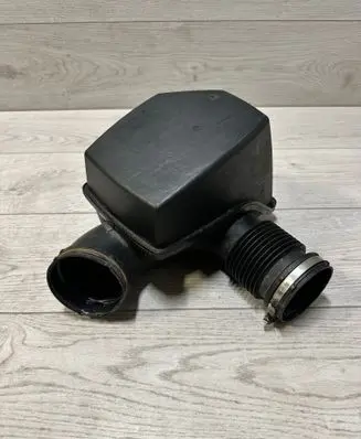 BMW 1 F20 F21 Intake resonator 8601680 10737810 70601491