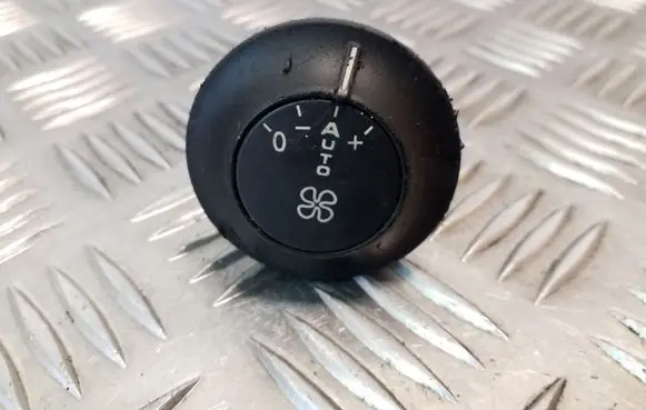 Interior fan control switch