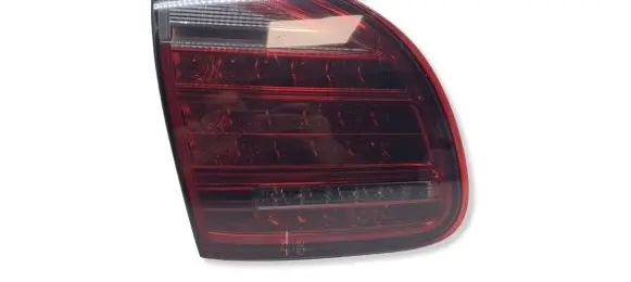 Porsche Cayenne (9PA) Tailgate rear/tail lights 7P5945093K