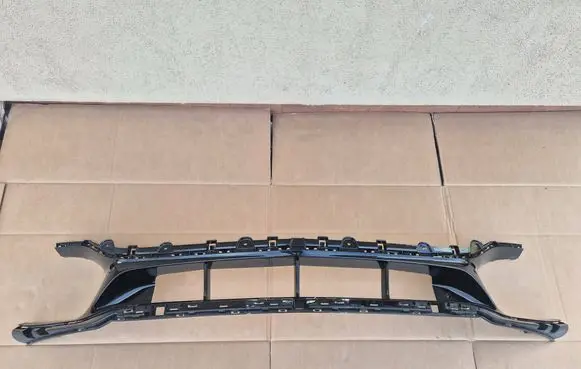 Mercedes-Benz AMG GT R190 C190 Front bumper lower grill A1908853200